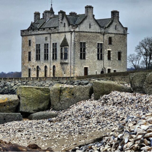 Get ready to step into a real-life fairytale at Barnbougle Castle, just a 30-minute drive away from us at Hotel Indigo Edinburgh ð°✨ 

Explore the magic of this historic gem tucked away in the Scottish countryside. 

ð¸ @enamouredwithedinburgh 

#BarnbougleCastle #ScottishCountrySide #LoveEdinburgh